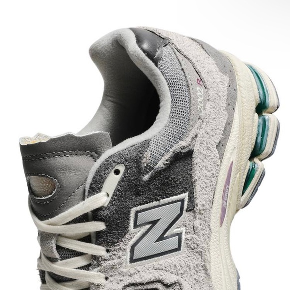 New Balance 2002R 'Rain Cloud - Picture 6 of 6